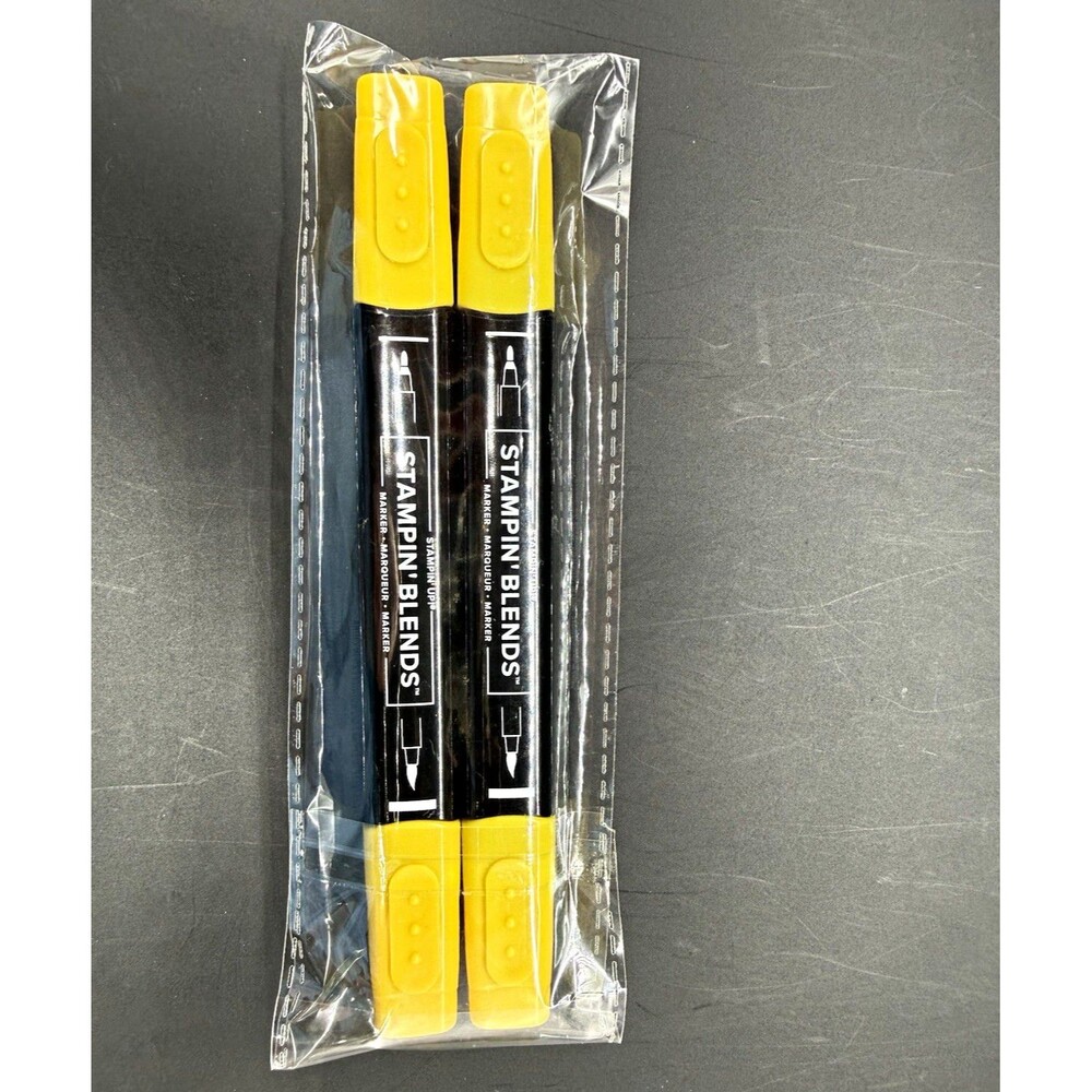 Stampin' Up! Stampin' Blends Dark and Light Darling Duckling Yellow Markers